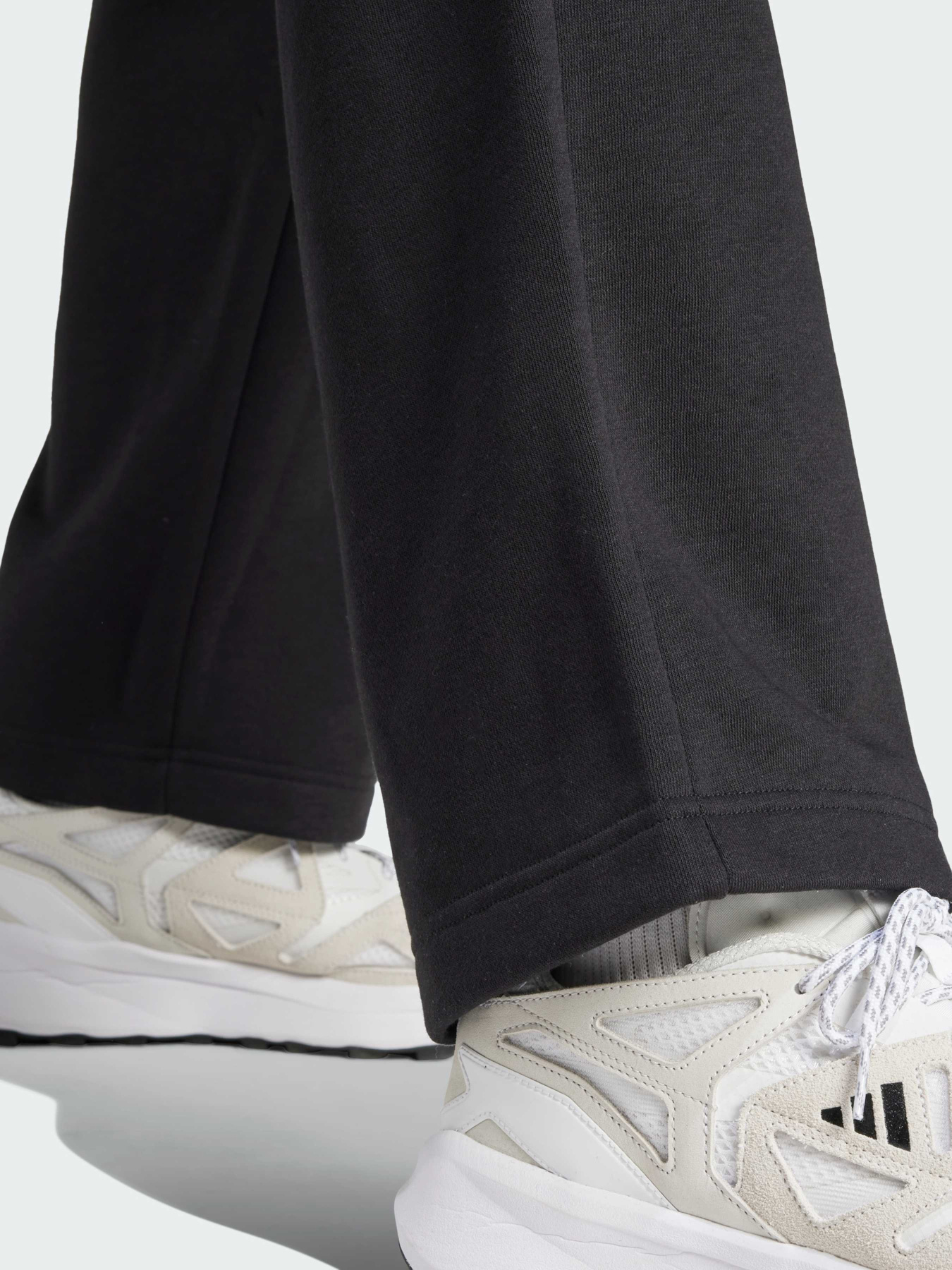 Брюки повседневные Adidas модель JF3567 Фото