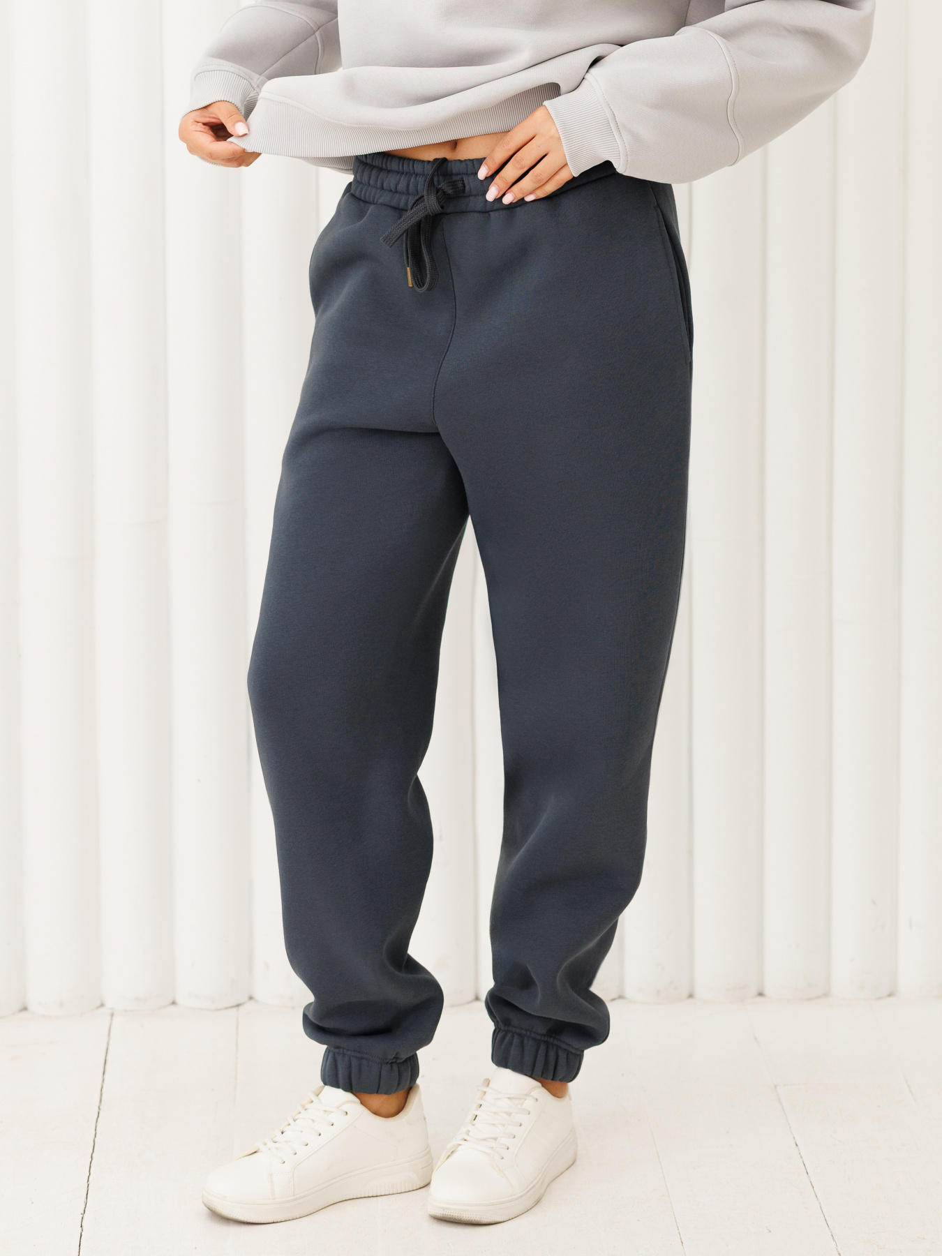 Спортивні штани Leinle модель 4022 Спортивні штани Leinle модель 4022 Фото