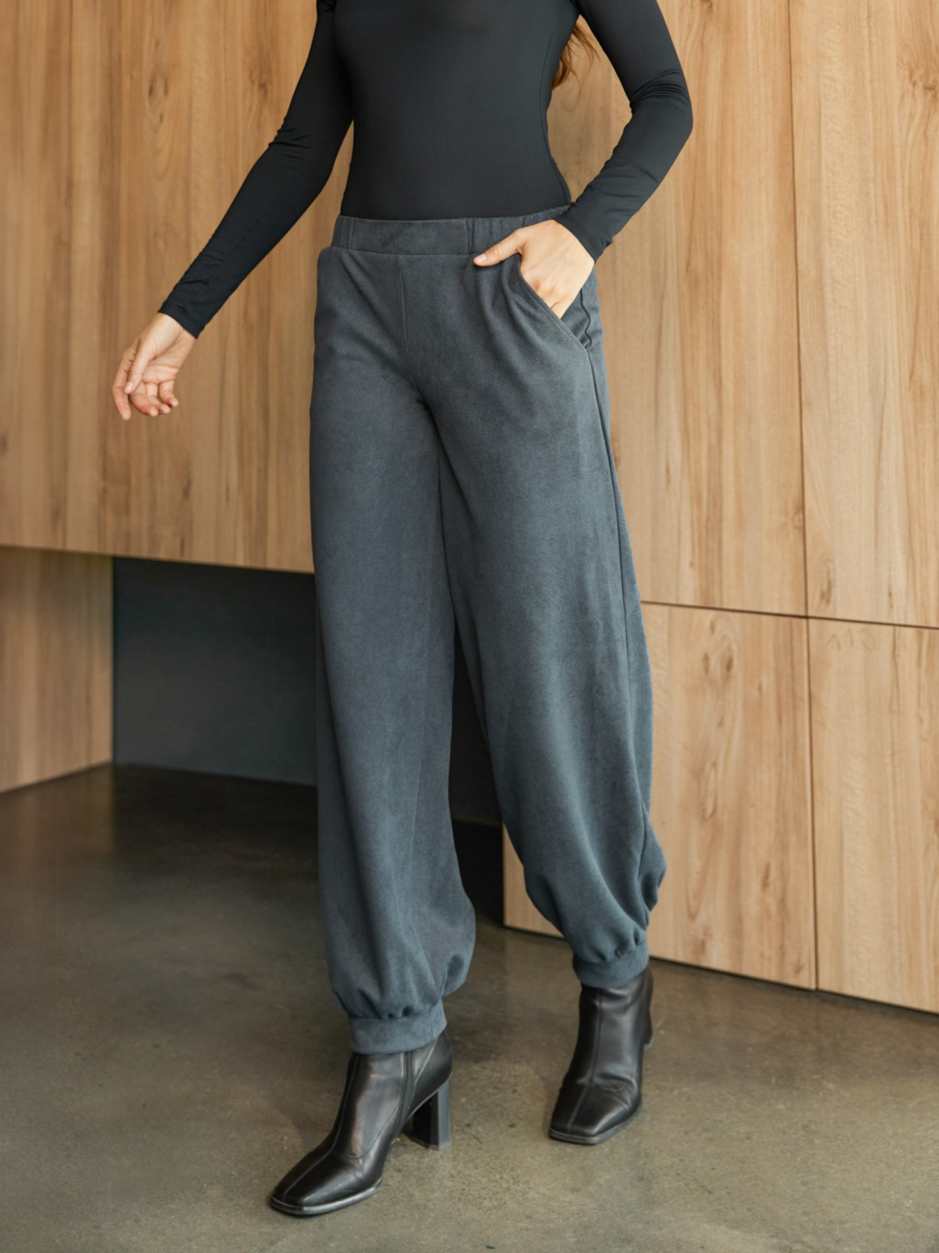 Брюки повседневные Dressa модель 76398 Фото