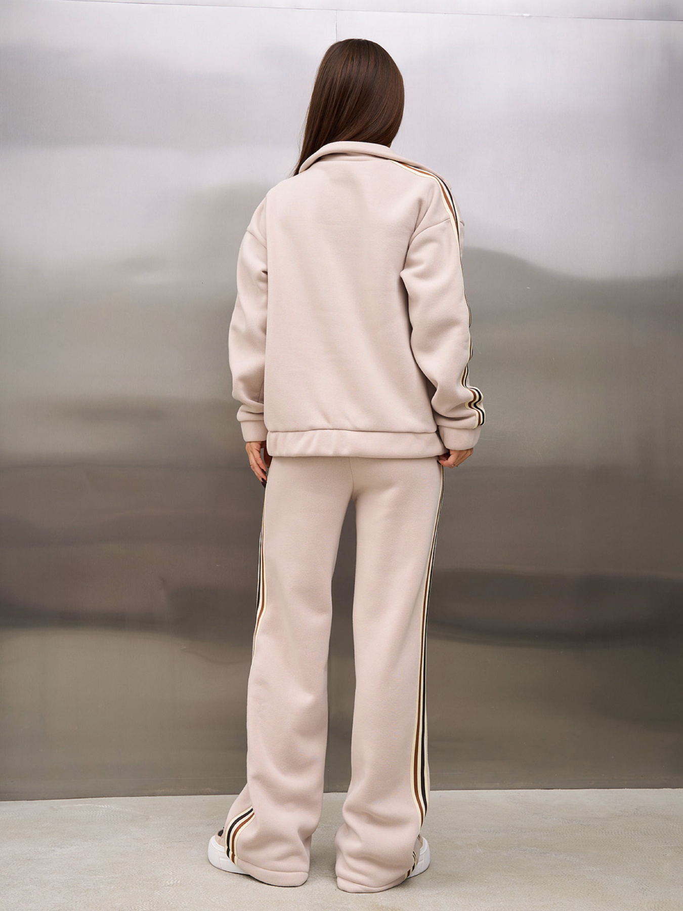Спортивный костюм ISSA Plus модель 15360_бежевый Фото