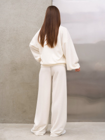 Повседневный костюм ISSA Plus модель 15371_молочный Фото