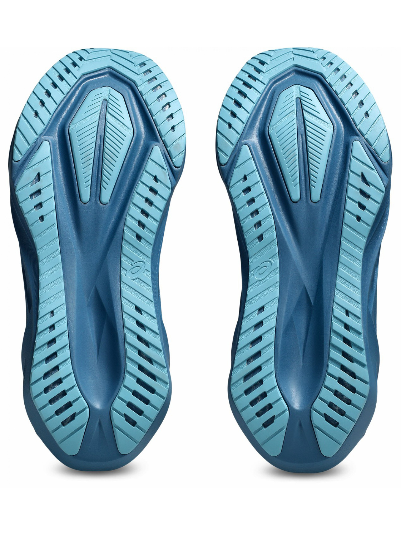 Кросівки для бігу Asics Novablast 5 модель 1011B974-405 Фото