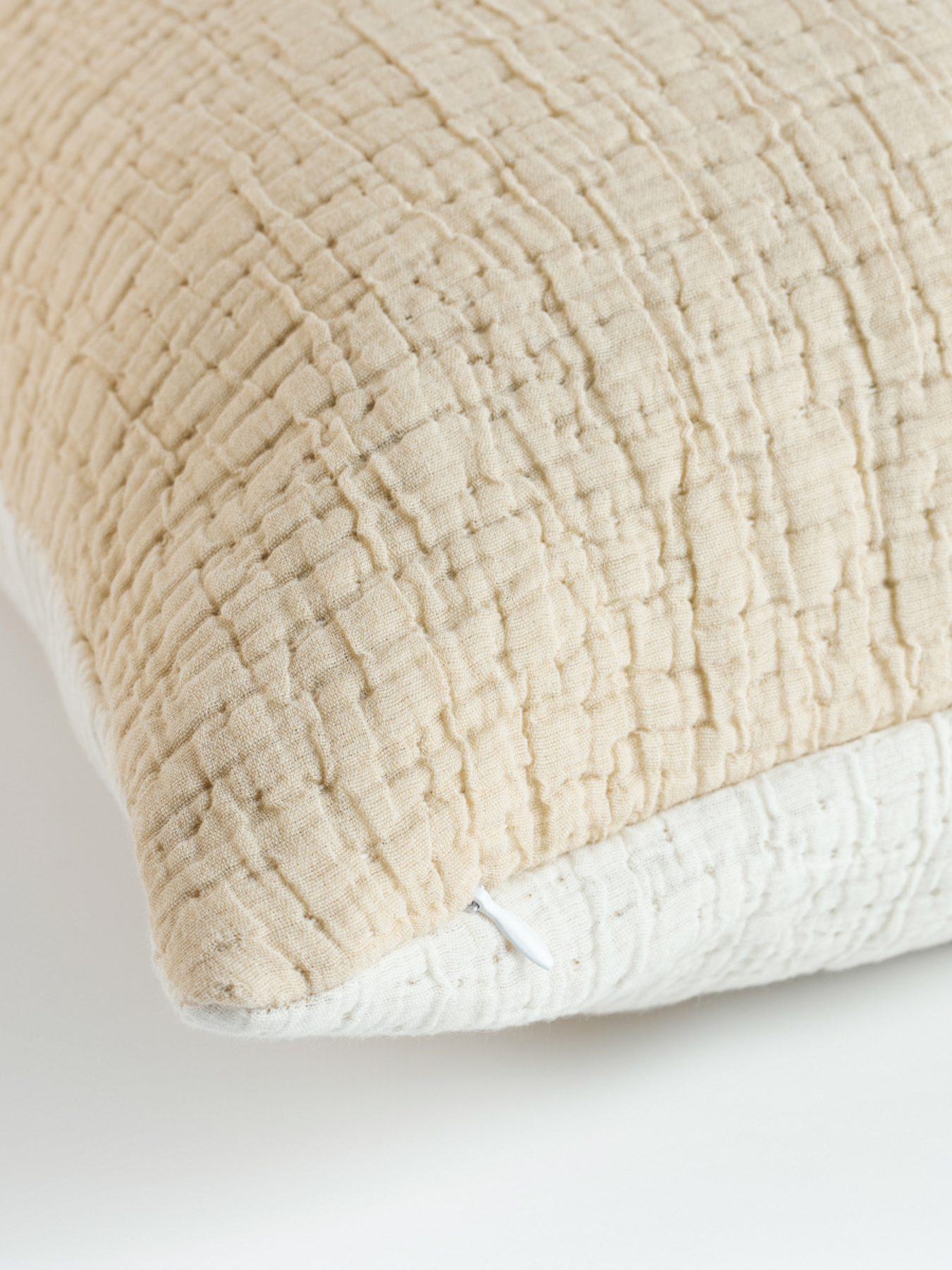 Наволочка декоративная "Дзен" з из муслина MBM HOME модель BL-P-13 IVORY/BEIGE Фото