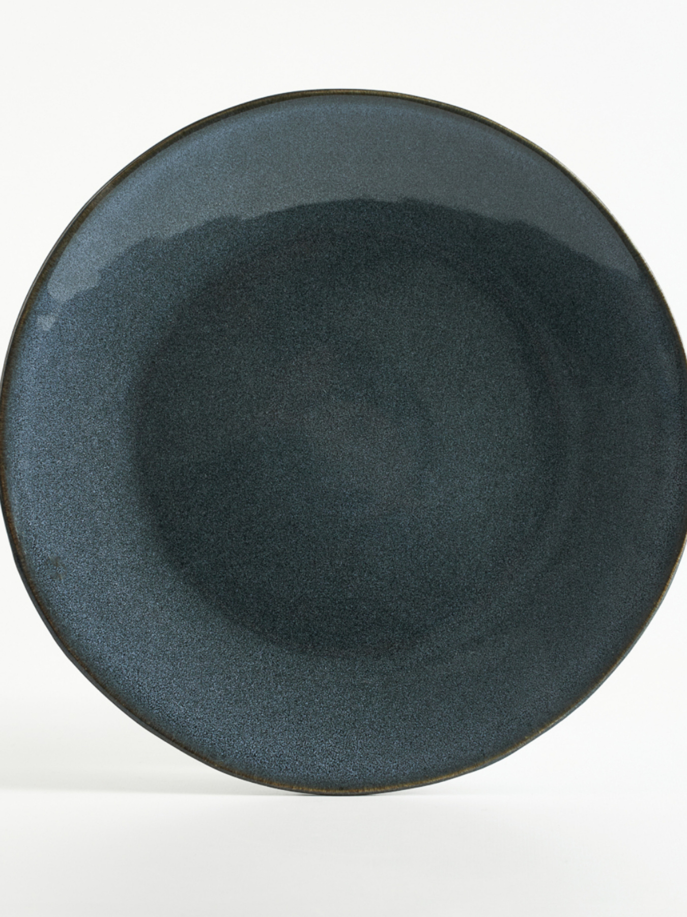 Тарелка "Фьорд" из каменной керамики темно-синяя MBM MY HOME модель KP-128 DEEP BLUE Фото