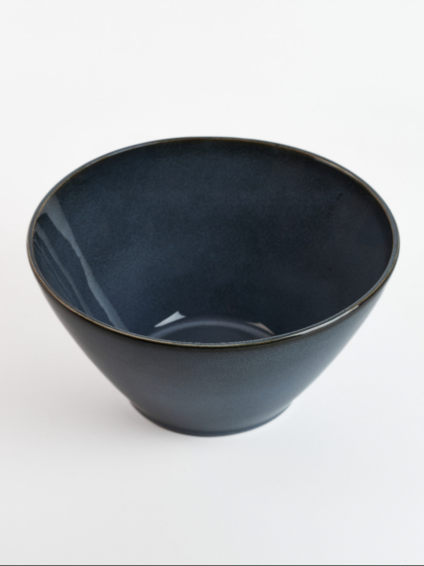 Тарелка глубокая "Фьорд" из каменной керамики темно-синяя MBM MY HOME модель KP-129 DEEP BLUE Фото