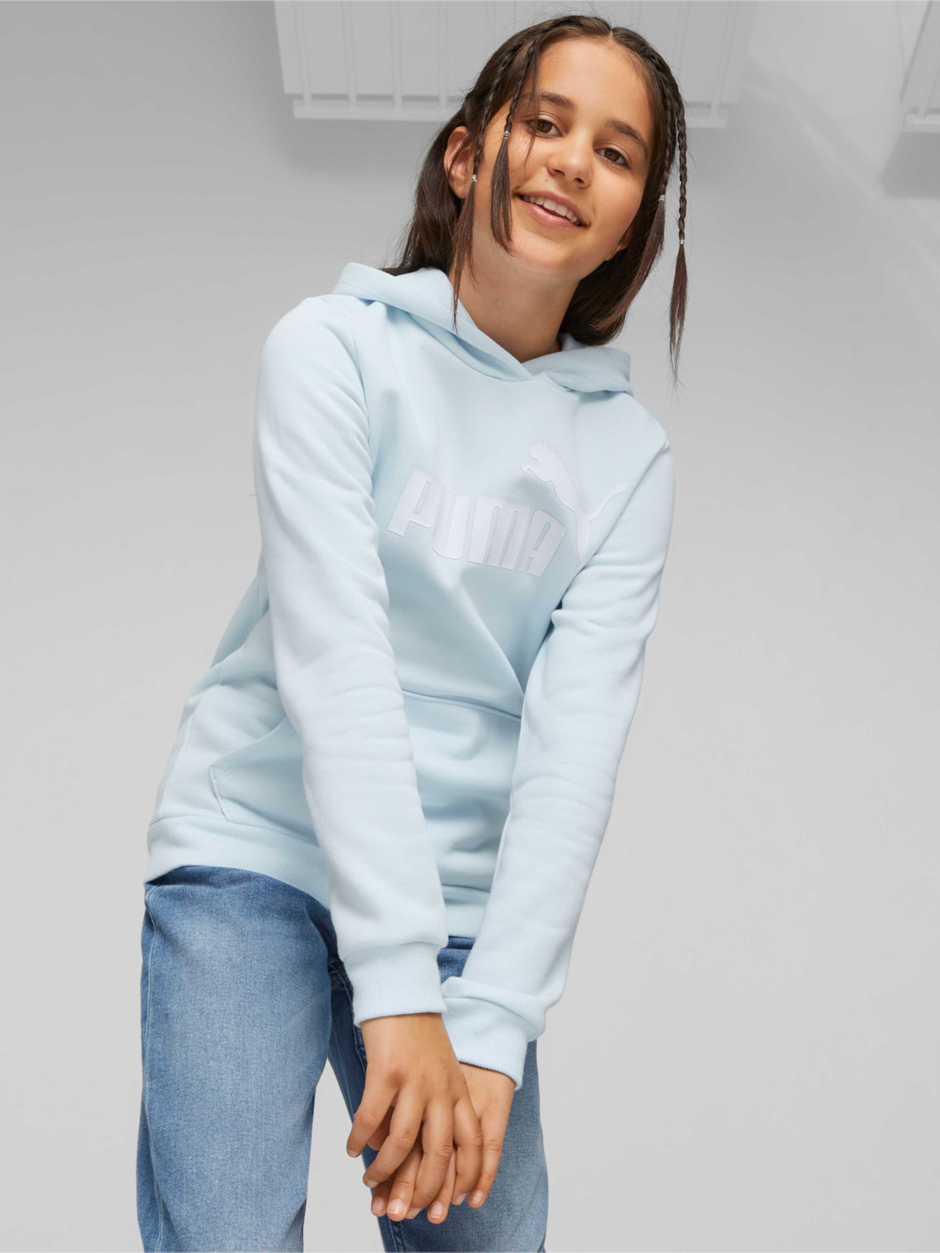 Худи PUMA Ess Logo Hoodie модель 587031 Худи PUMA Ess Logo Hoodie модель 587031 Фото