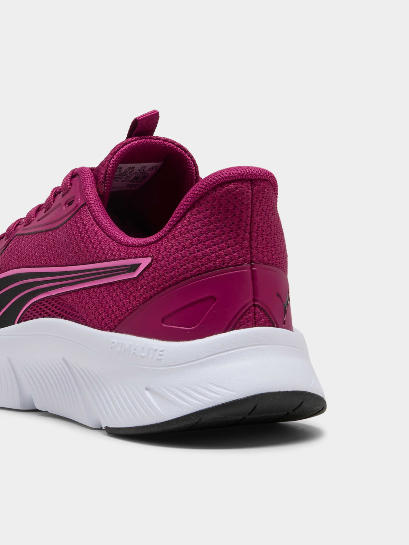 Кроссовки для бега PUMA Flexfocus Lite Modern модель 310093 Фото