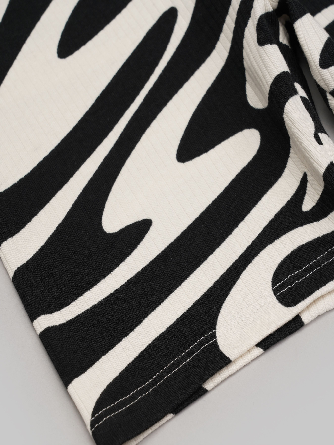 Повсякденні шорти H&M модель 78782 Фото