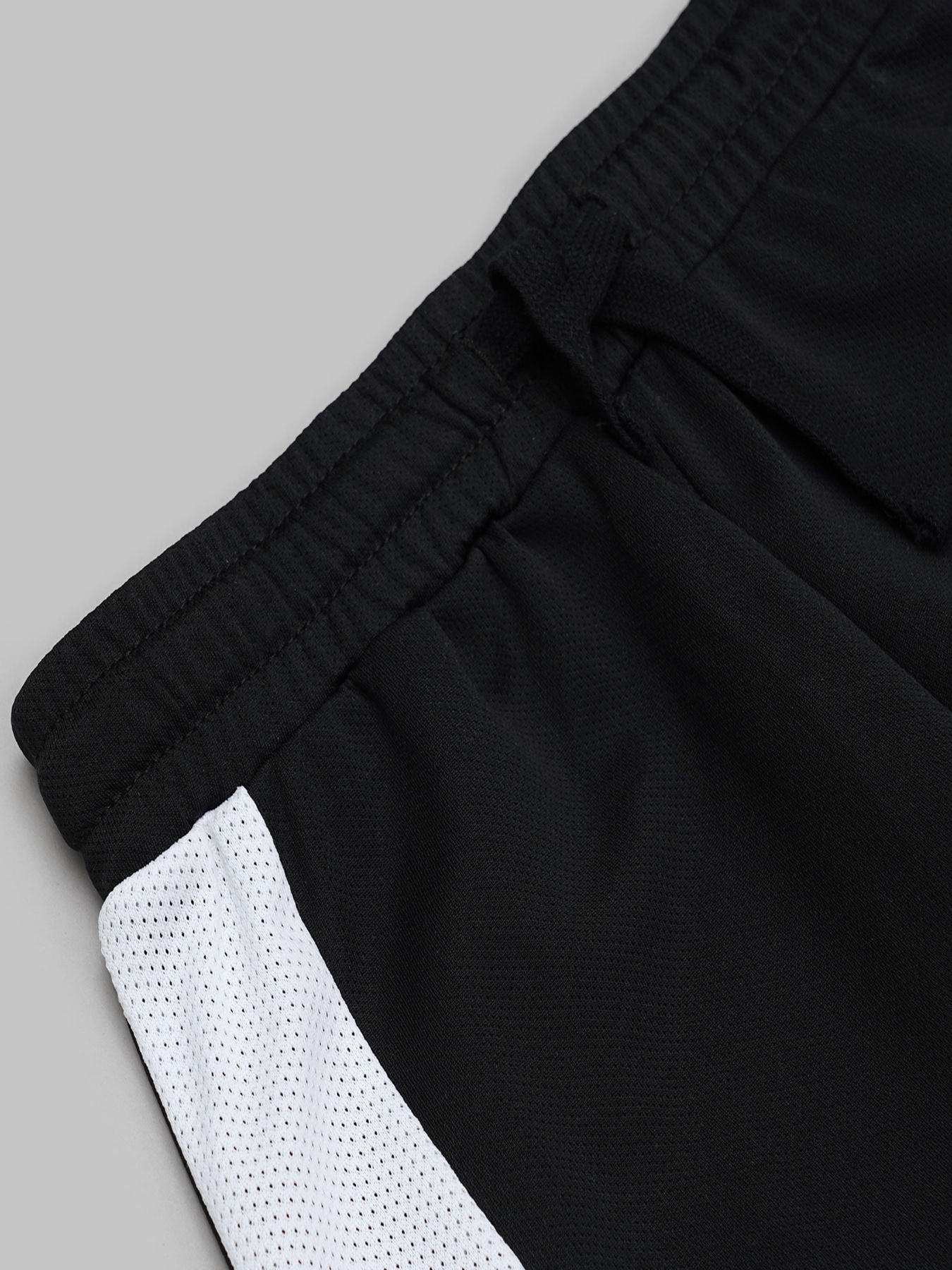 Шорты спортивные H&M модель 78950 Фото