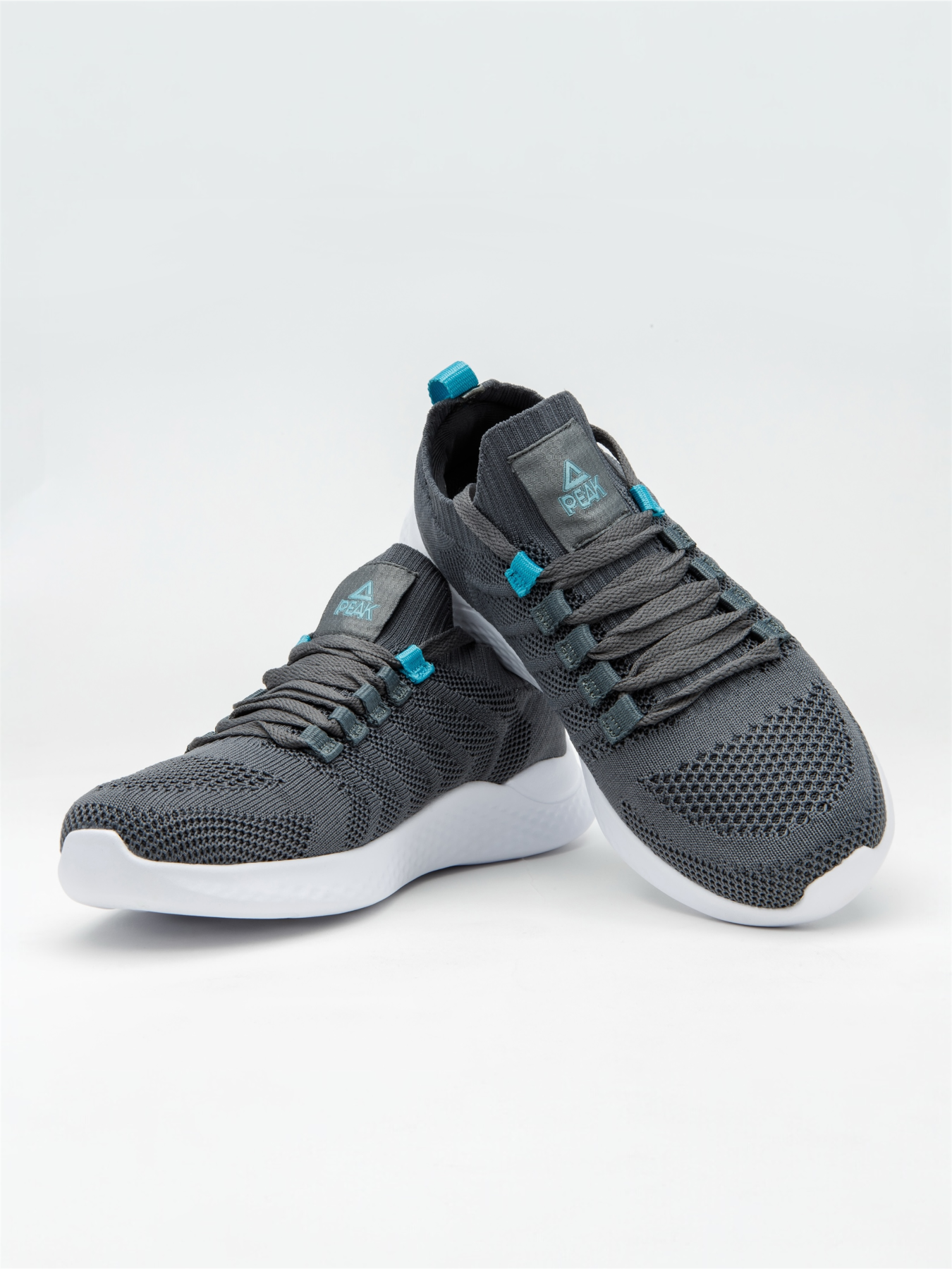 Кроссовки Peak модель EW2208H-DKG Фото