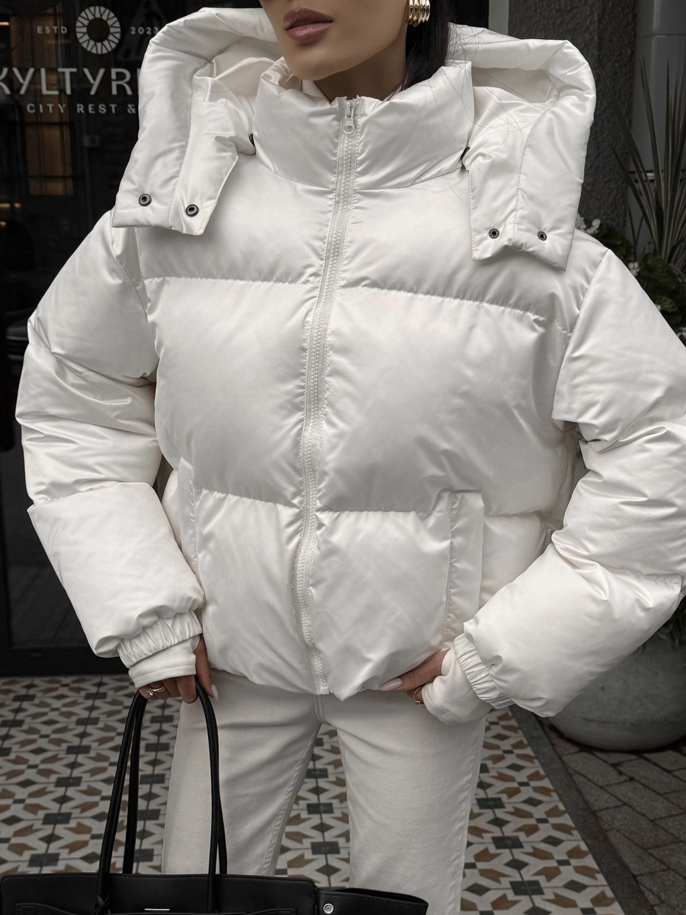 Пуховик Jadone Fashion модель Pufi_bile Фото