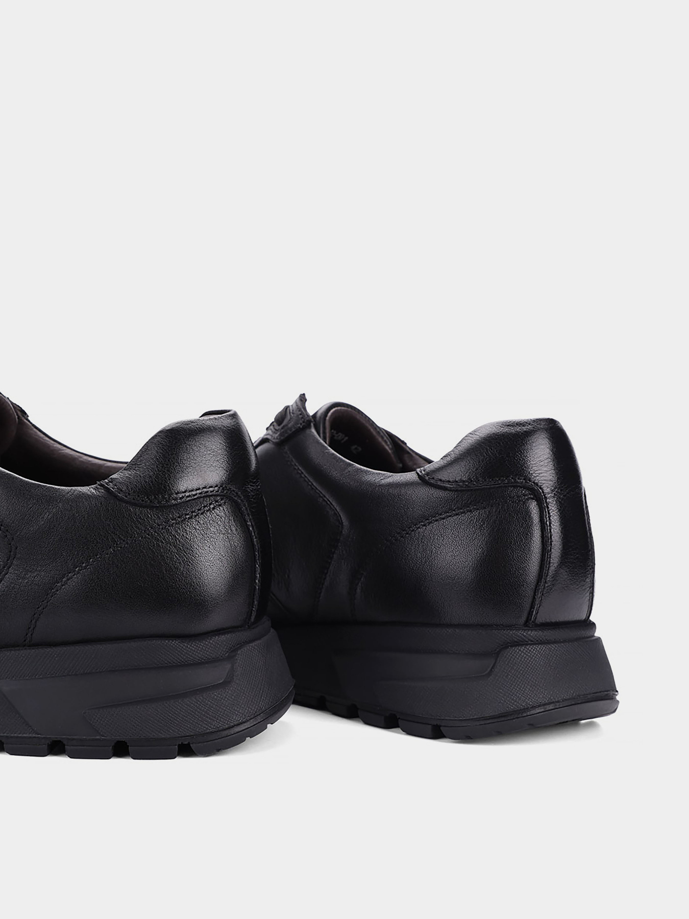 Кроссовки повседневные MIRATON модель 0587A-22-D01 Кроссовки повседневные MIRATON модель 0587A-22-D01 Фото