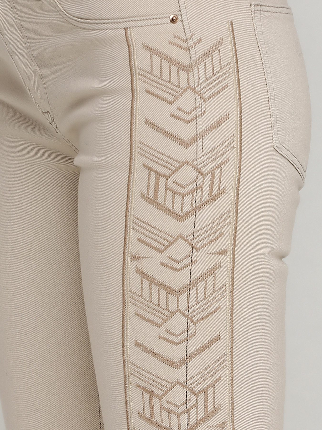 Скинни джинсы H&M модель 1823818RP11_светло-бежевый Фото