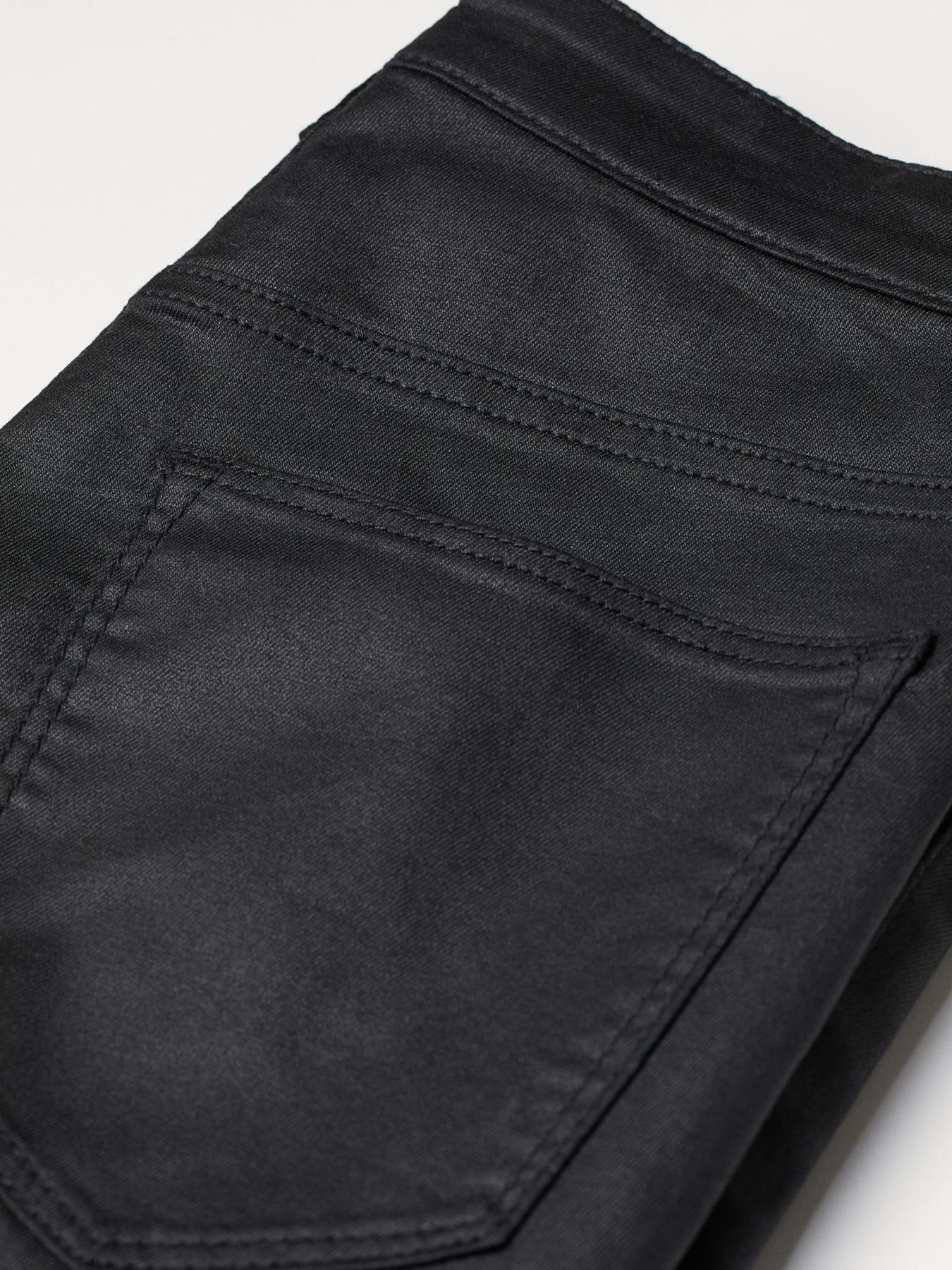 Скинни джинсы H&M модель 706016dlog_Черный Фото