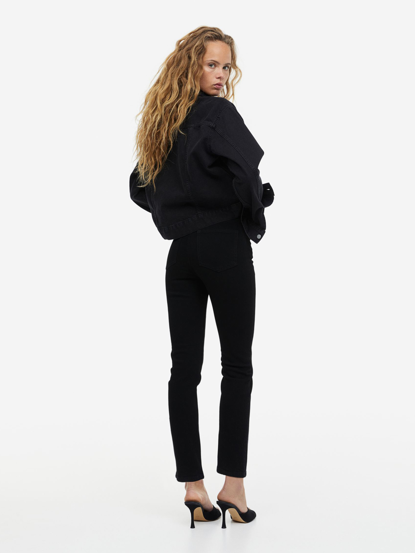 Скинни джинсы H&M модель 9413745arl_Черный Фото