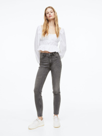 Скинни джинсы H&M модель 6739008wer_Серый Фото