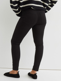 Скинни джинсы H&M модель 5622457dlog_Черный Фото