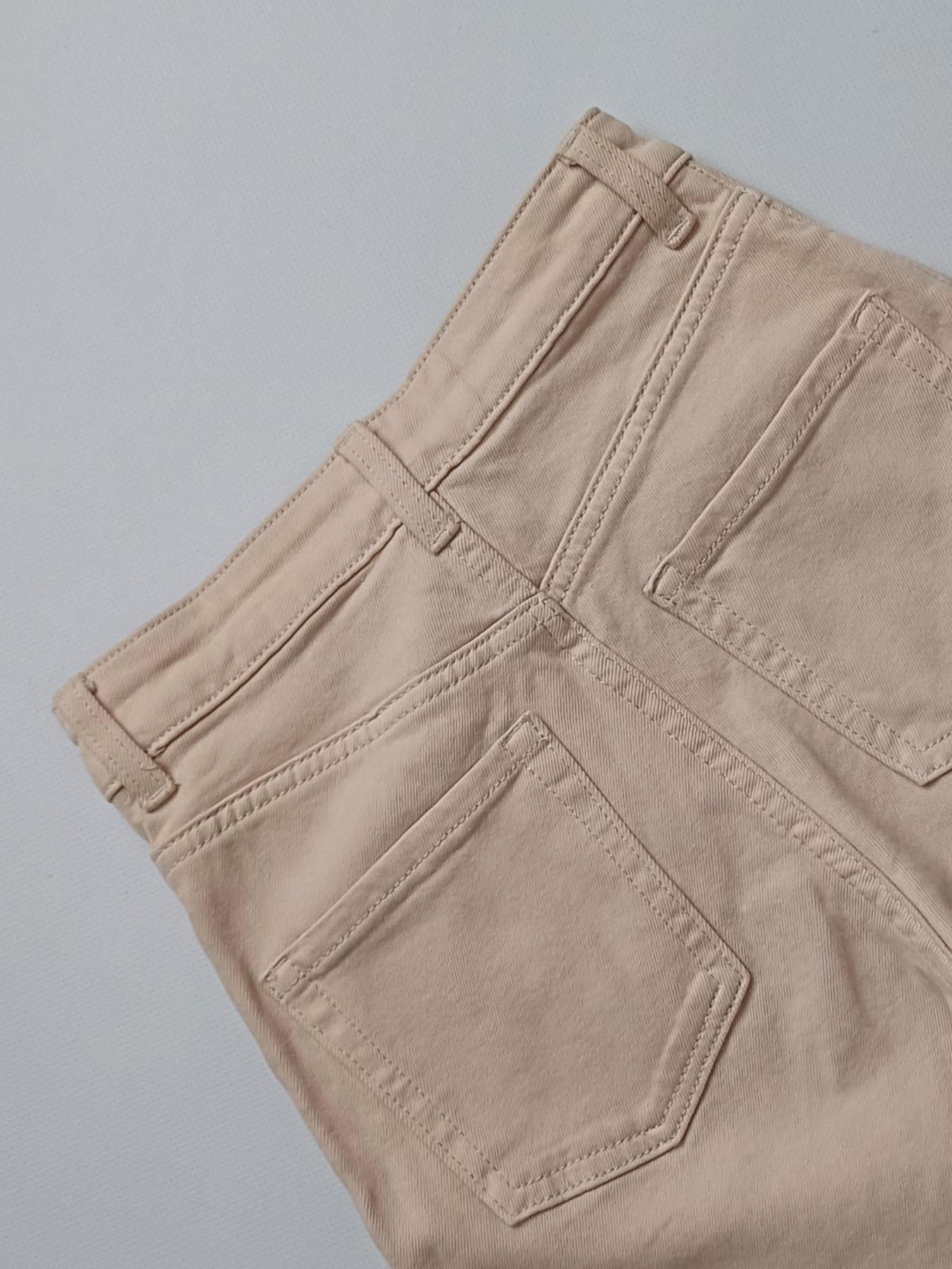 Широкие джинсы H&M модель 8397902wer_Светло-бежевый Фото