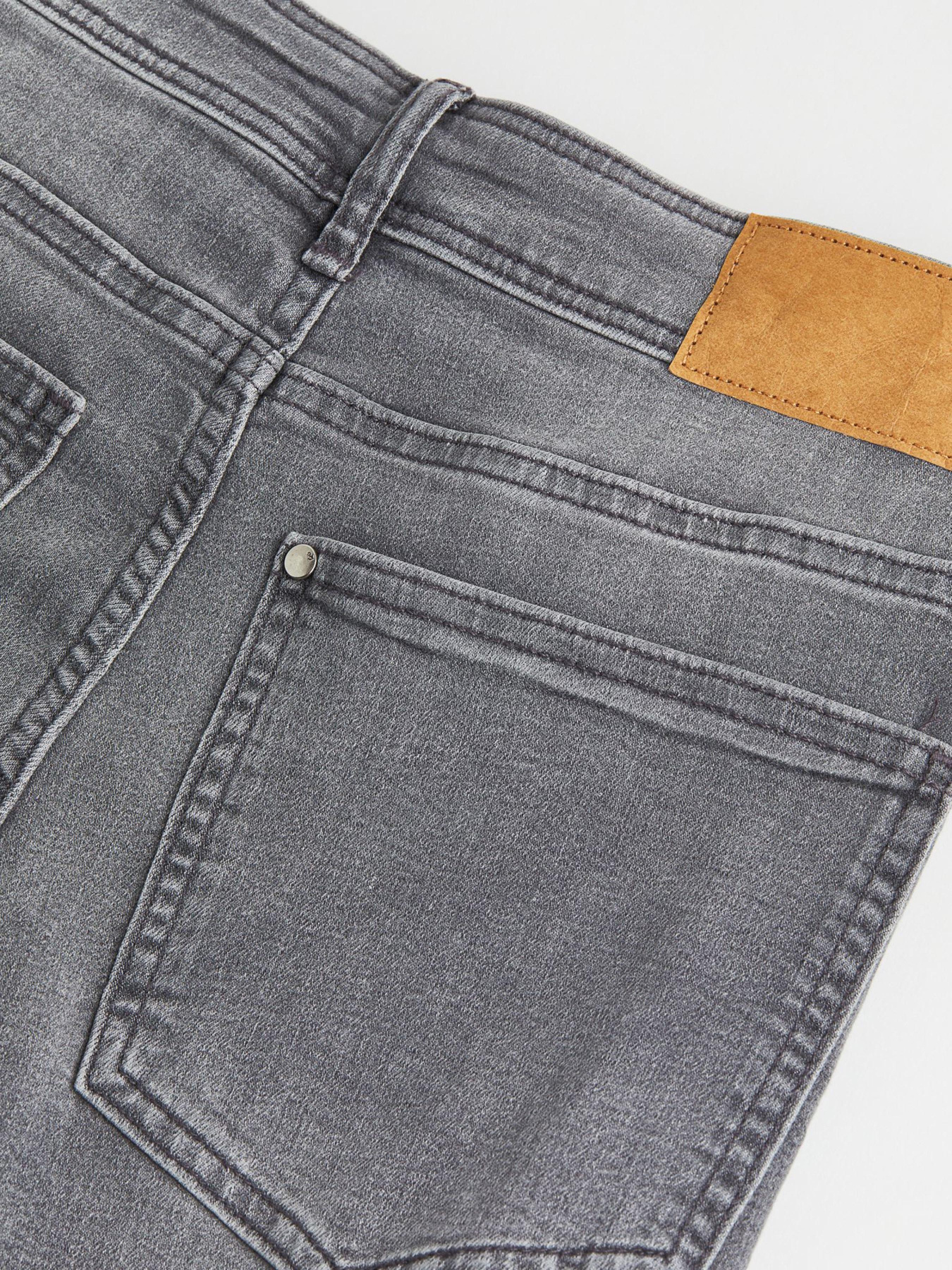 Скинни джинсы H&M модель 1099475arl_Светло-серый Скинни джинсы H&M модель 1099475arl_Светло-серый Фото