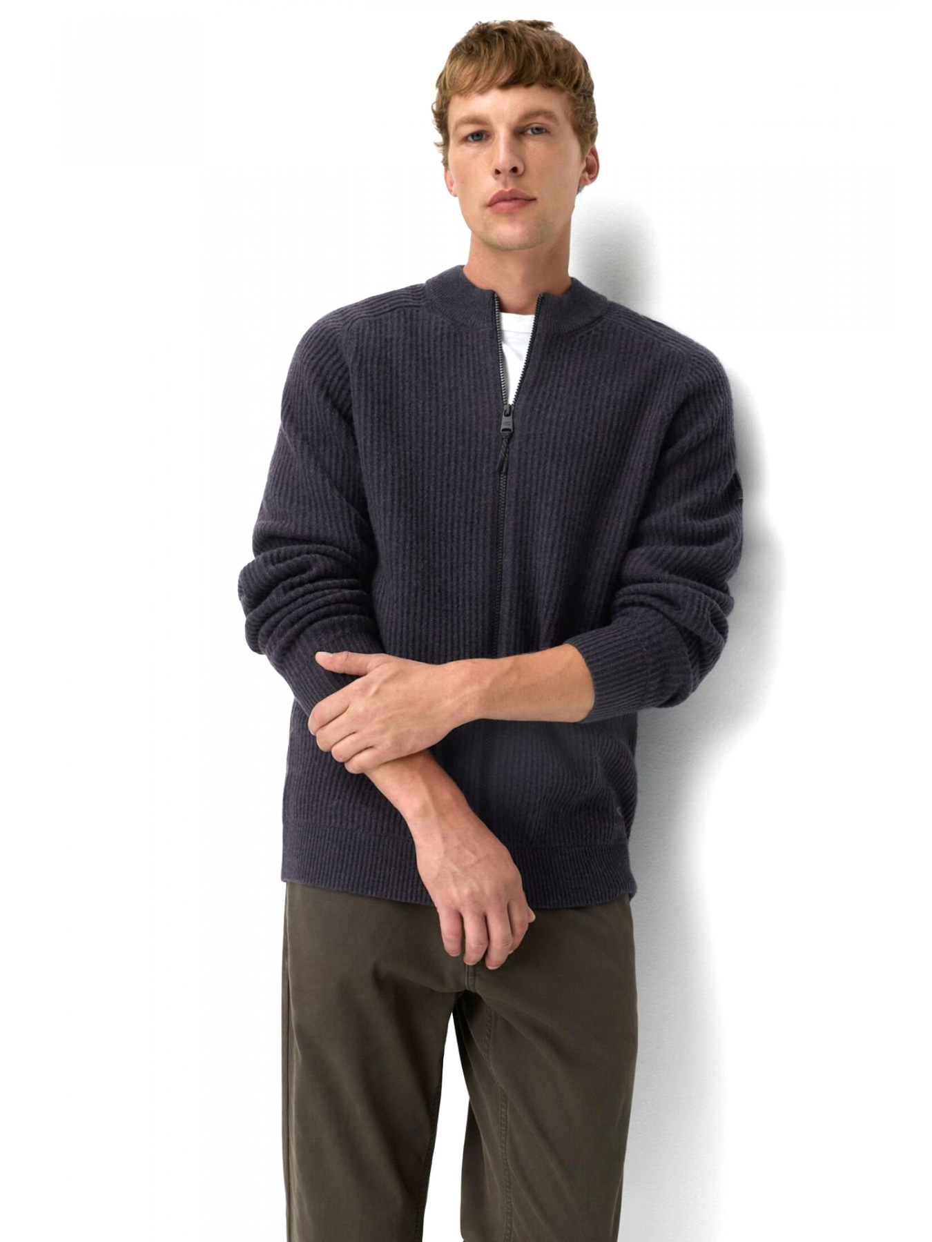 Кардиган knitted Jacket модель 409501-6K27-48 Фото