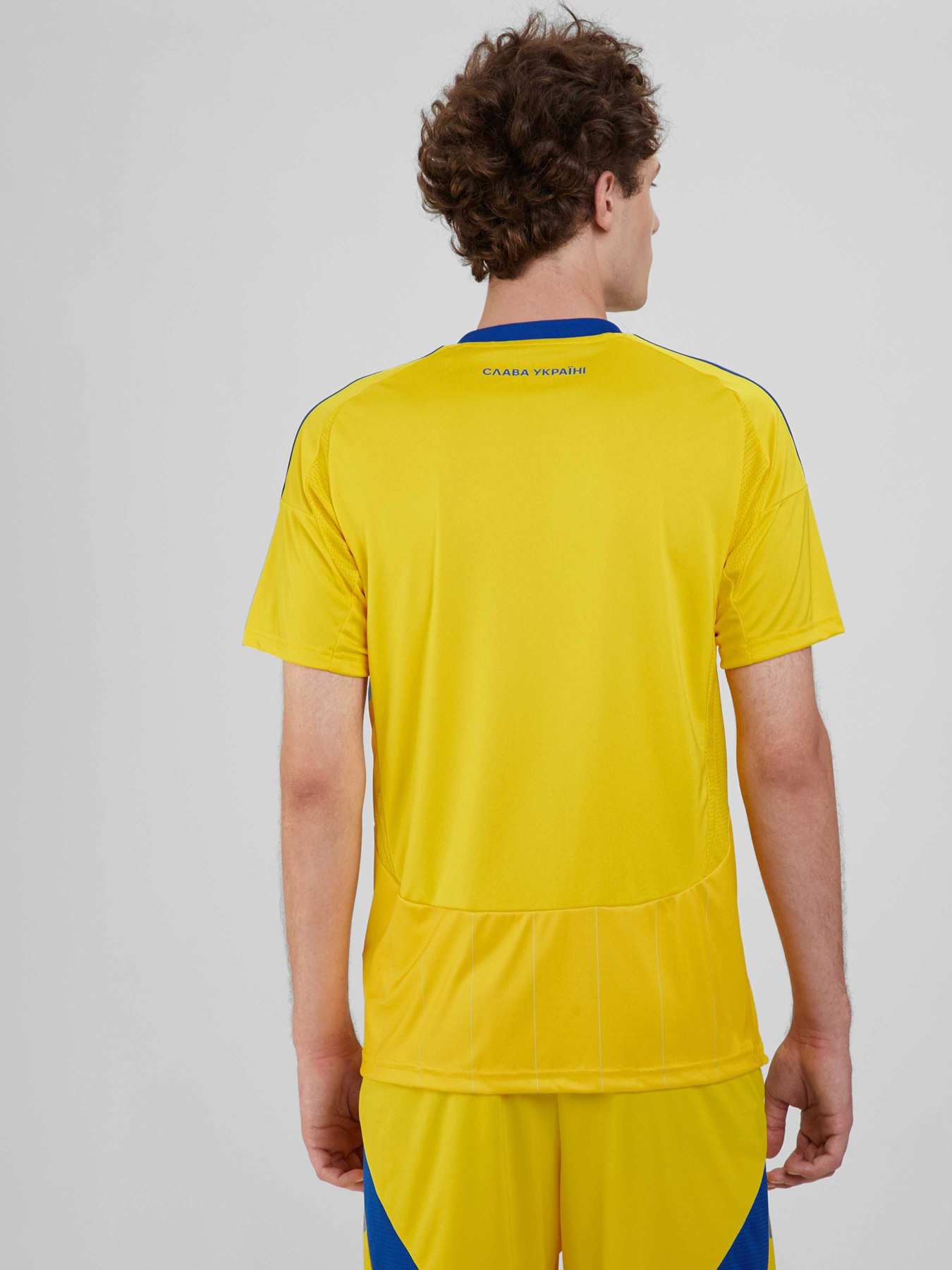 Спортивная футболка Adidas модель IK2251 Фото