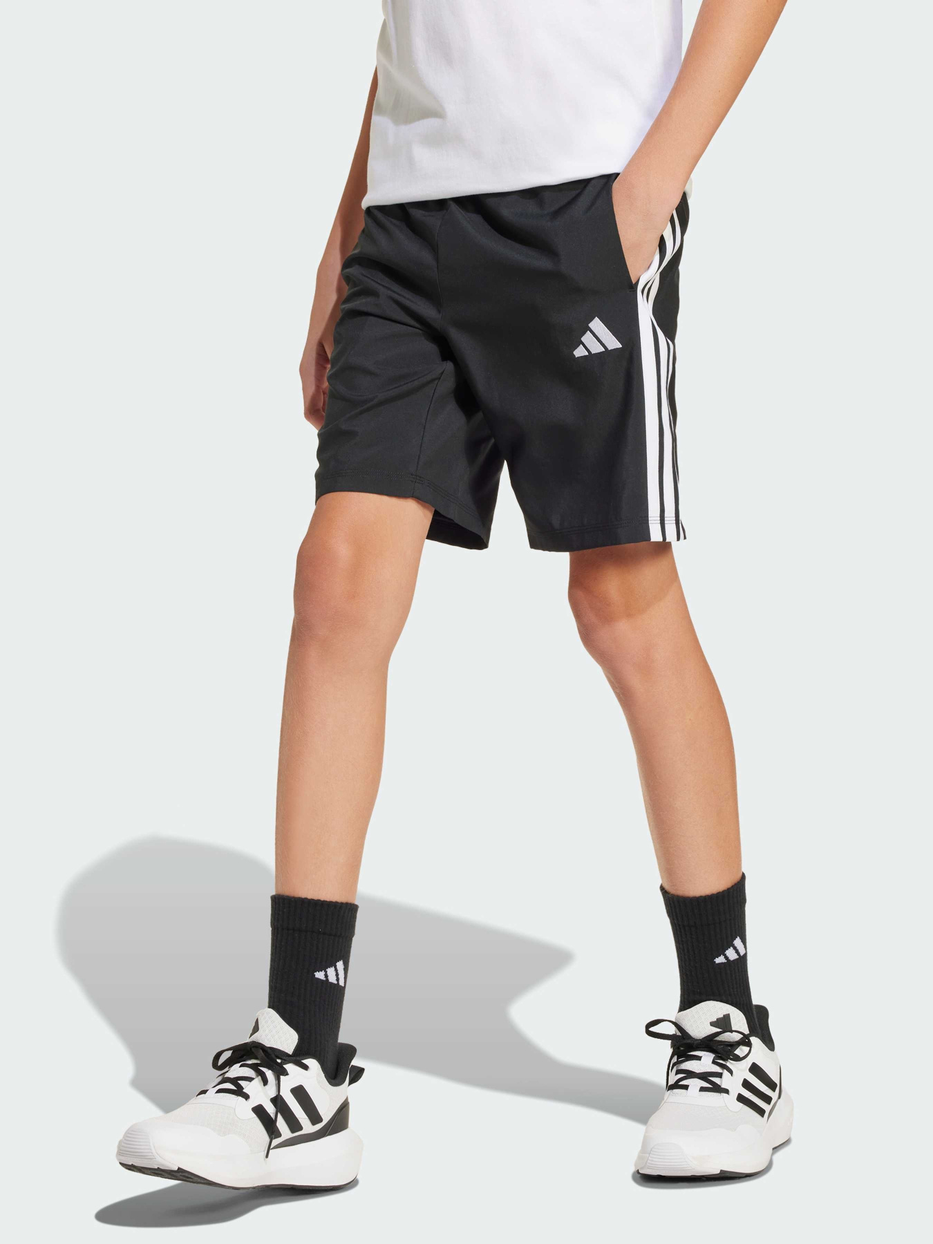 Шорты Adidas модель JD8189 Фото