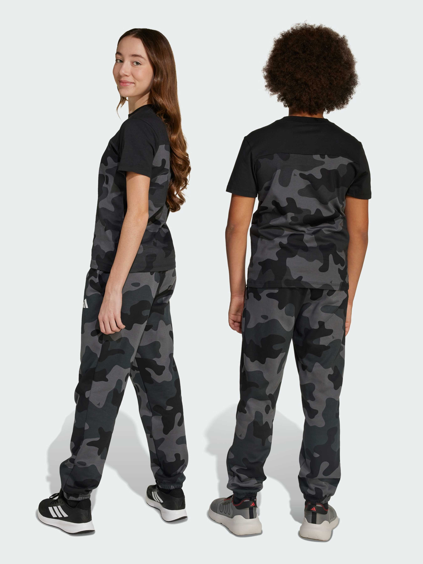 Джоггеры Adidas модель JN2224 Фото