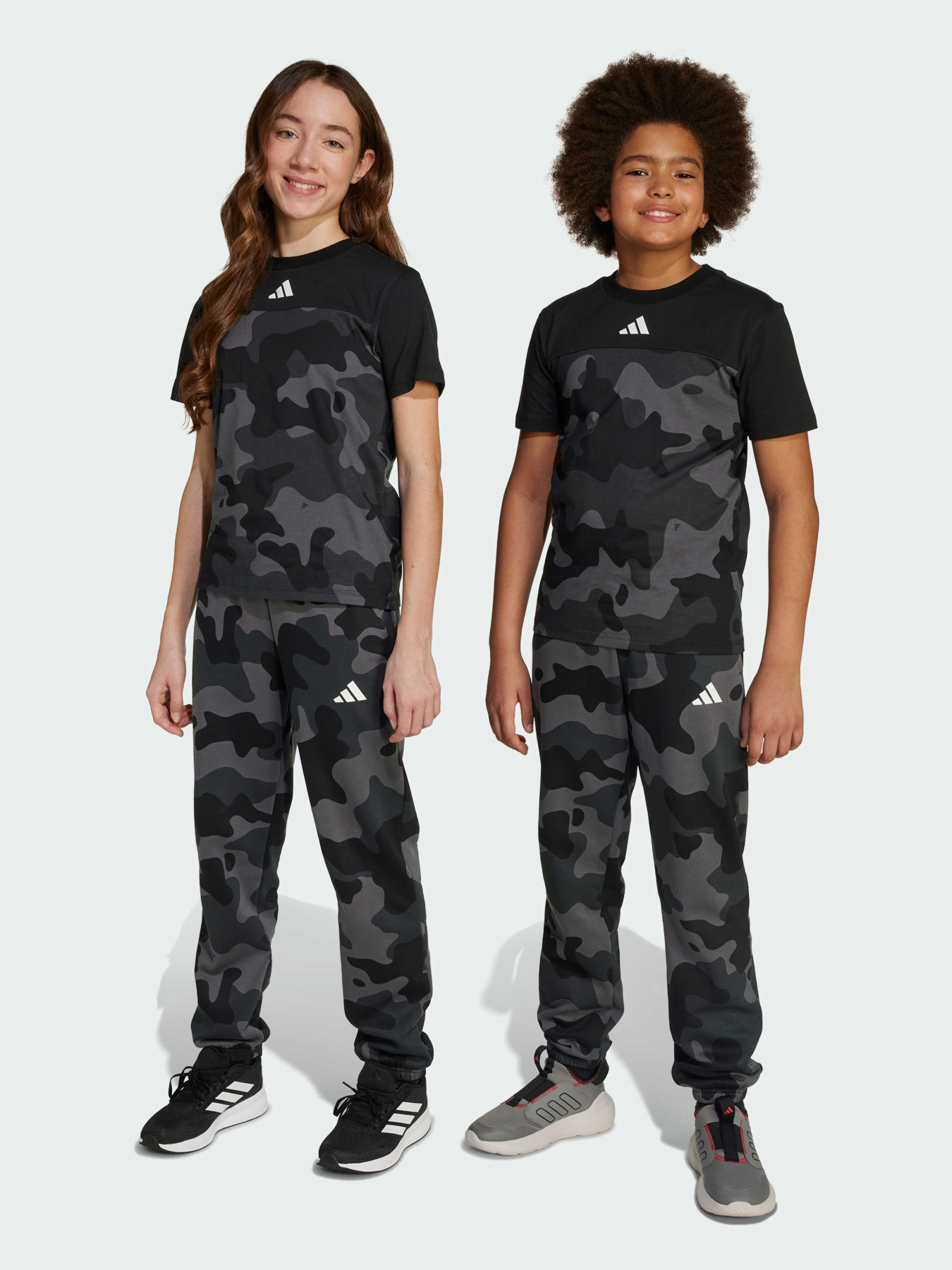 Джоггеры Adidas модель JN2224 Фото