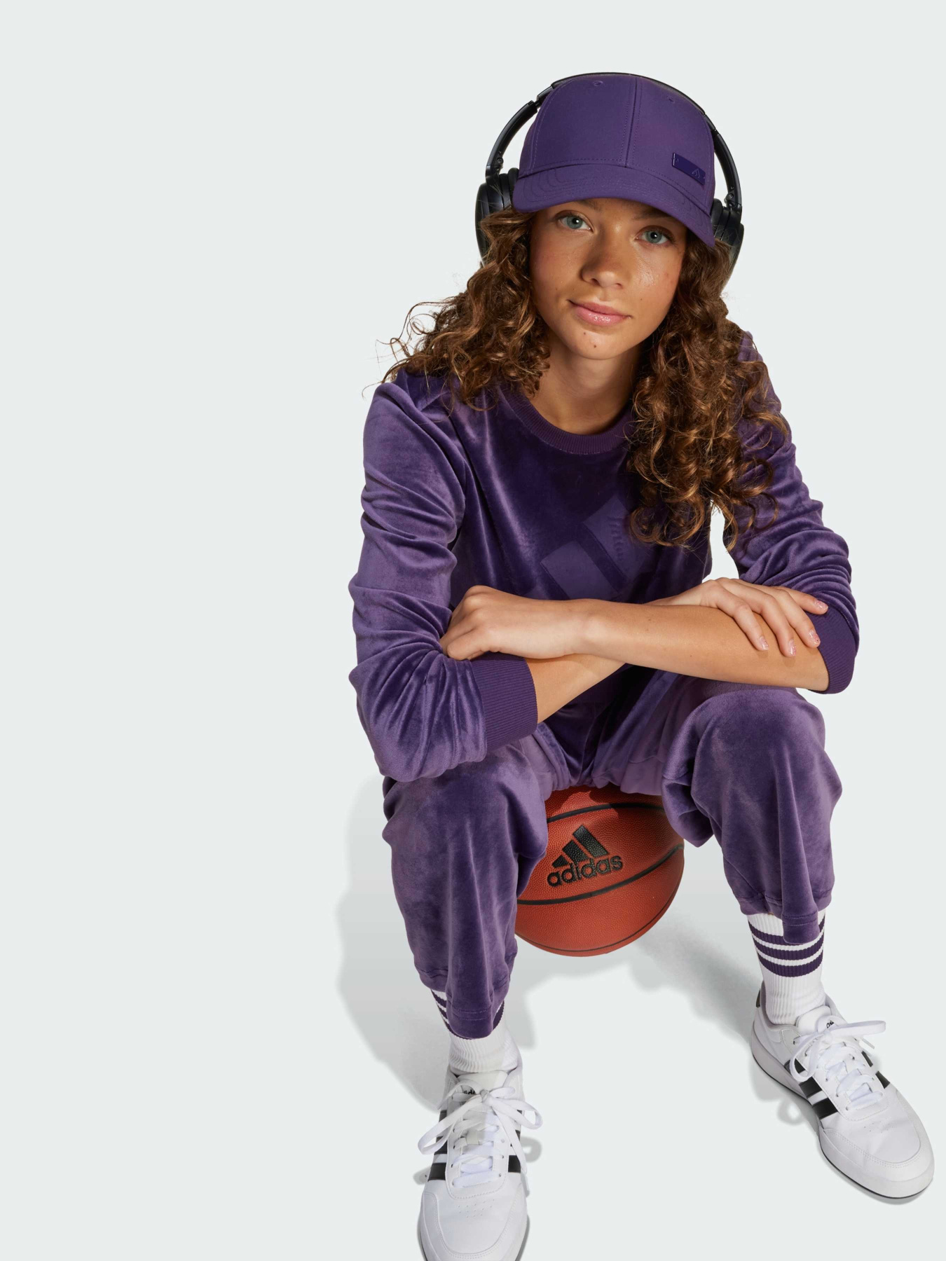 Свитшот Adidas модель JW2437 Фото