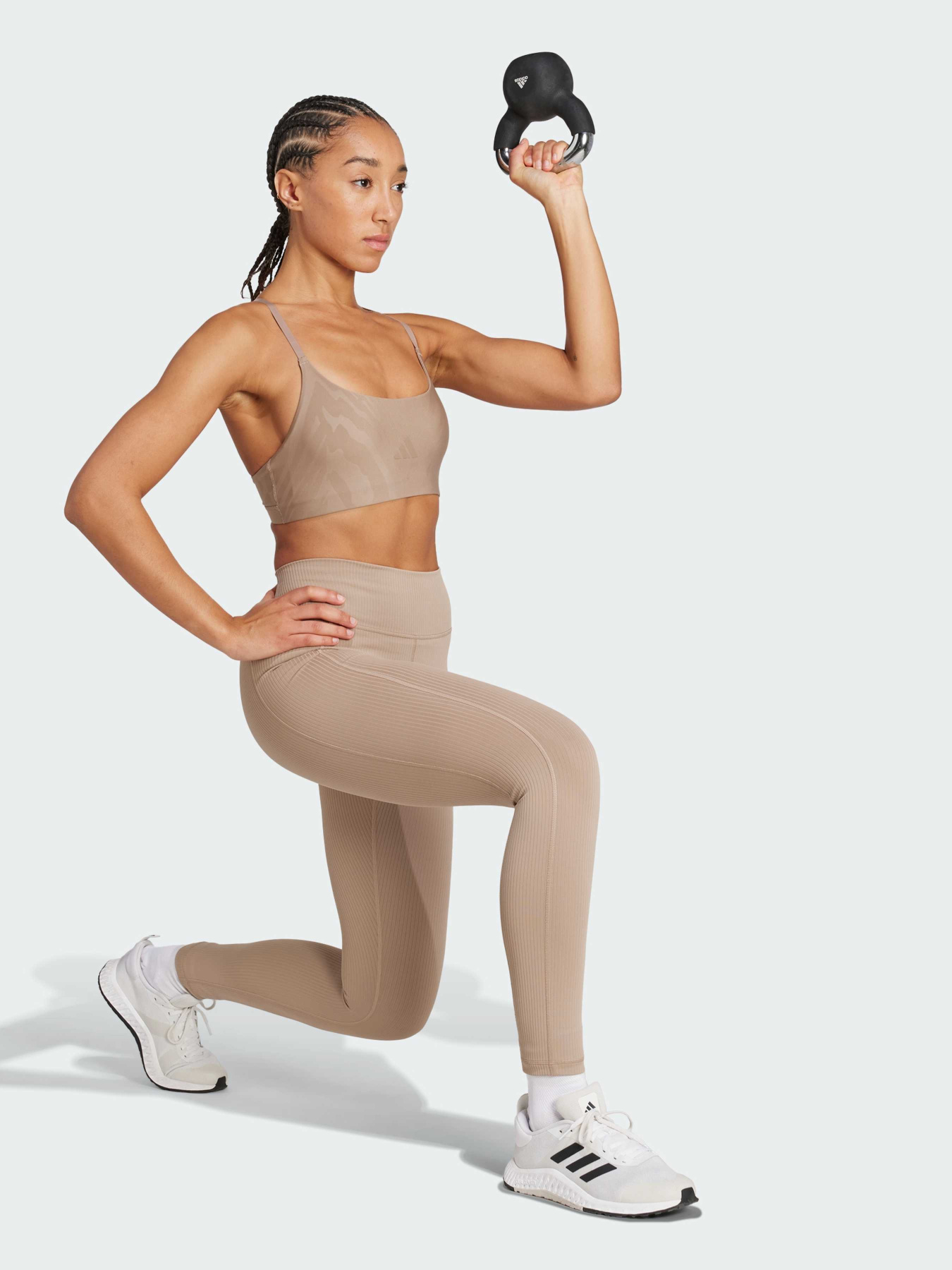 Леггинсы спортивные Adidas модель JW7640 Фото