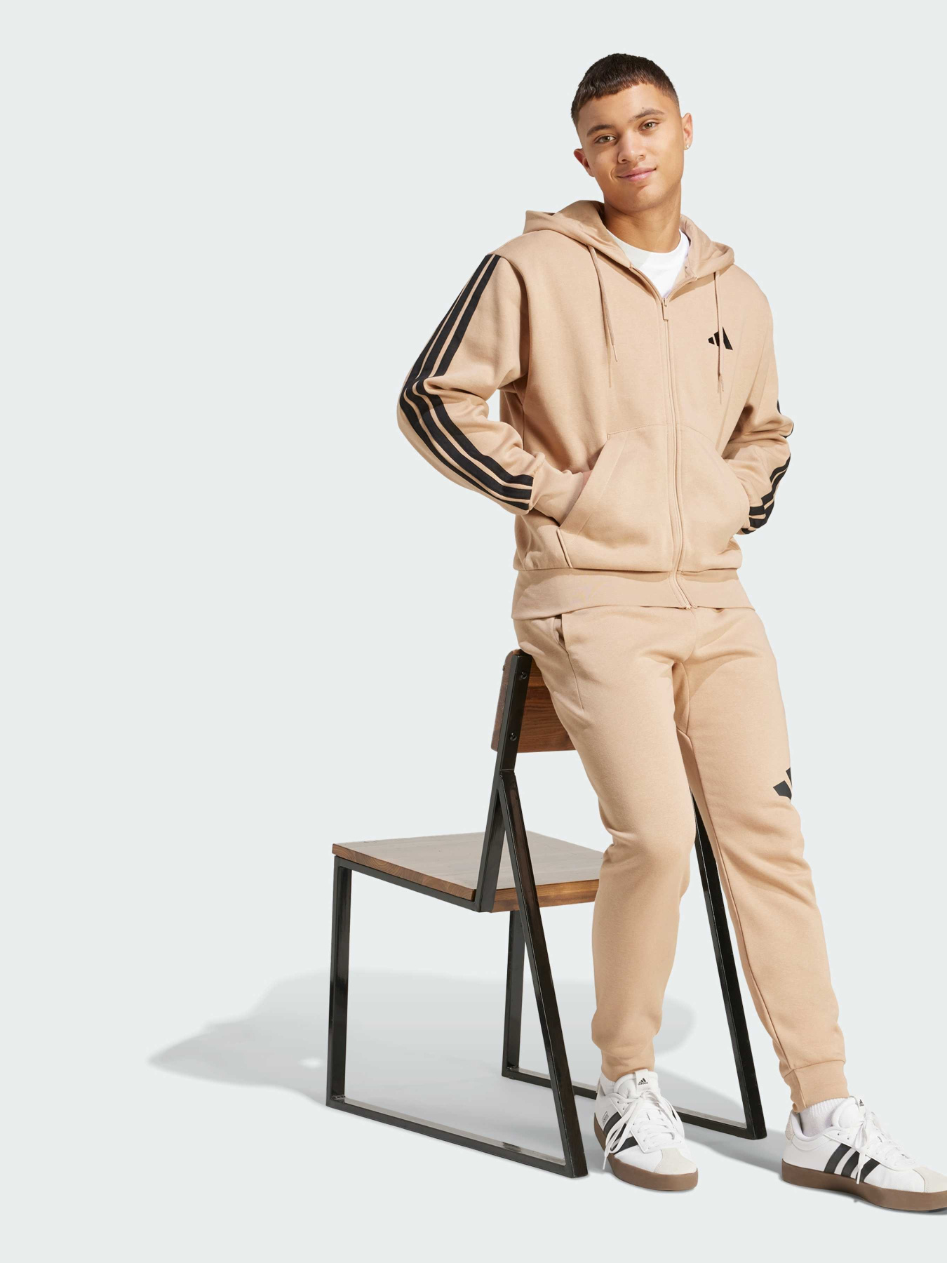 Кофта Adidas модель JX0745 Фото