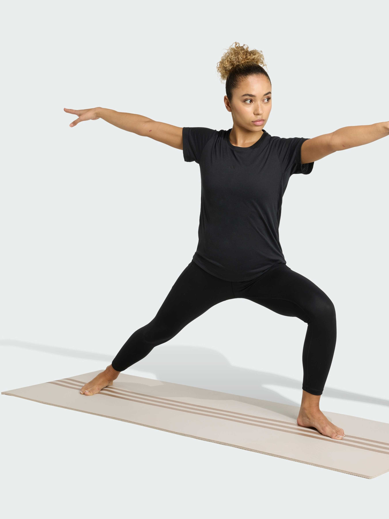 Футболка спортивна Adidas модель JM4479 Фото