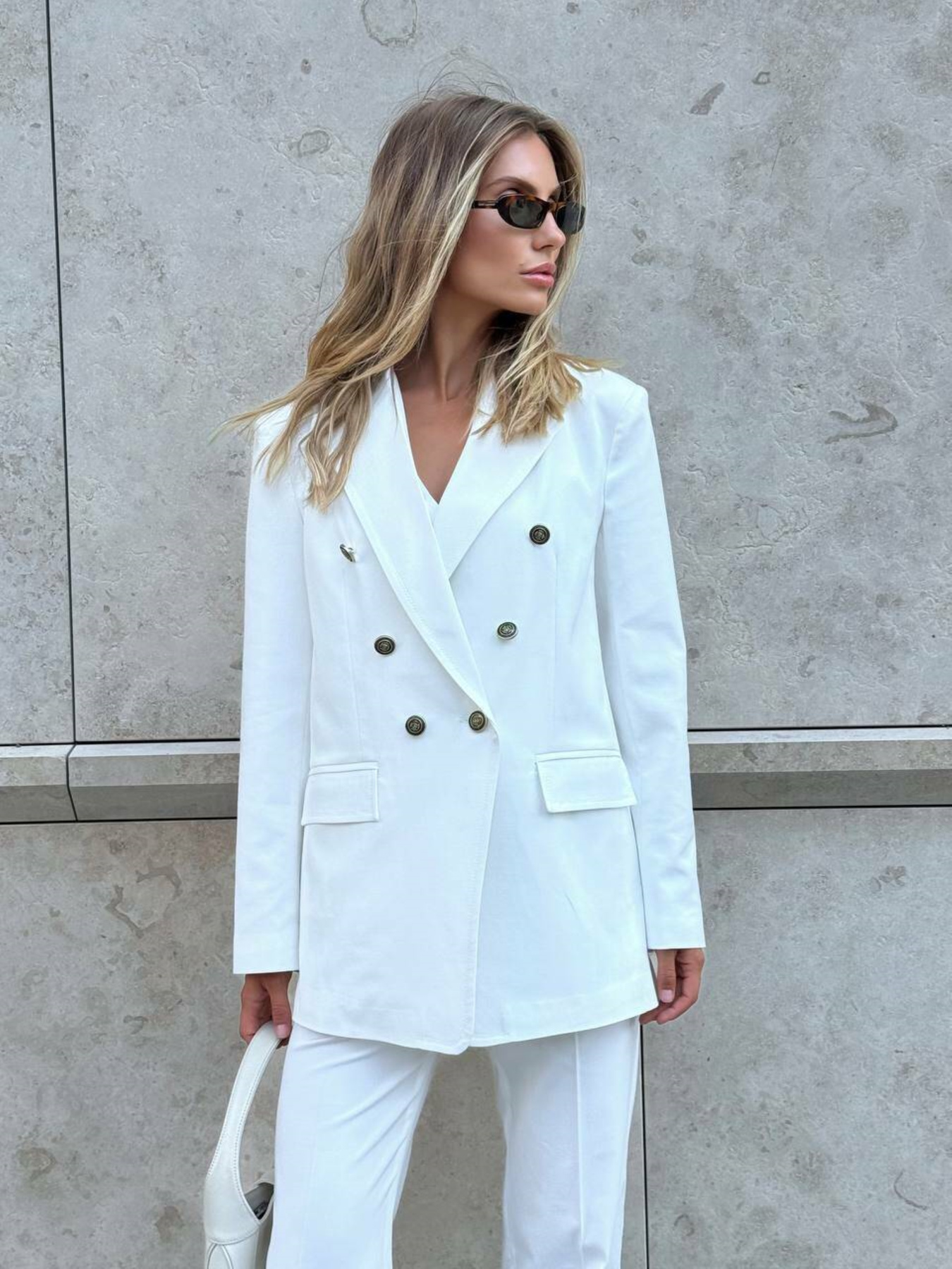 Деловой костюм Milirud (піджак + жилетка + брюки) модель mil582-blij Фото