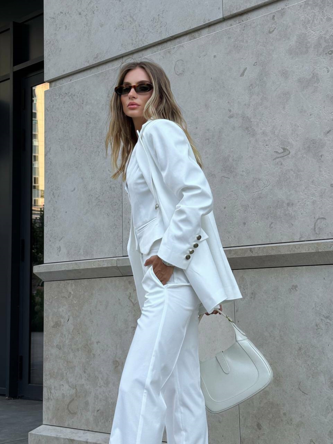 Деловой костюм Milirud (піджак + жилетка + брюки) модель mil582-blij Фото