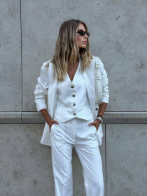 Деловой костюм Milirud модель mil582-blij Деловой костюм Milirud модель mil582-blij Фото