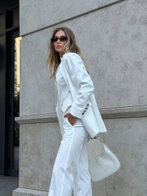 Деловой костюм Milirud модель mil582-blij Деловой костюм Milirud модель mil582-blij Фото