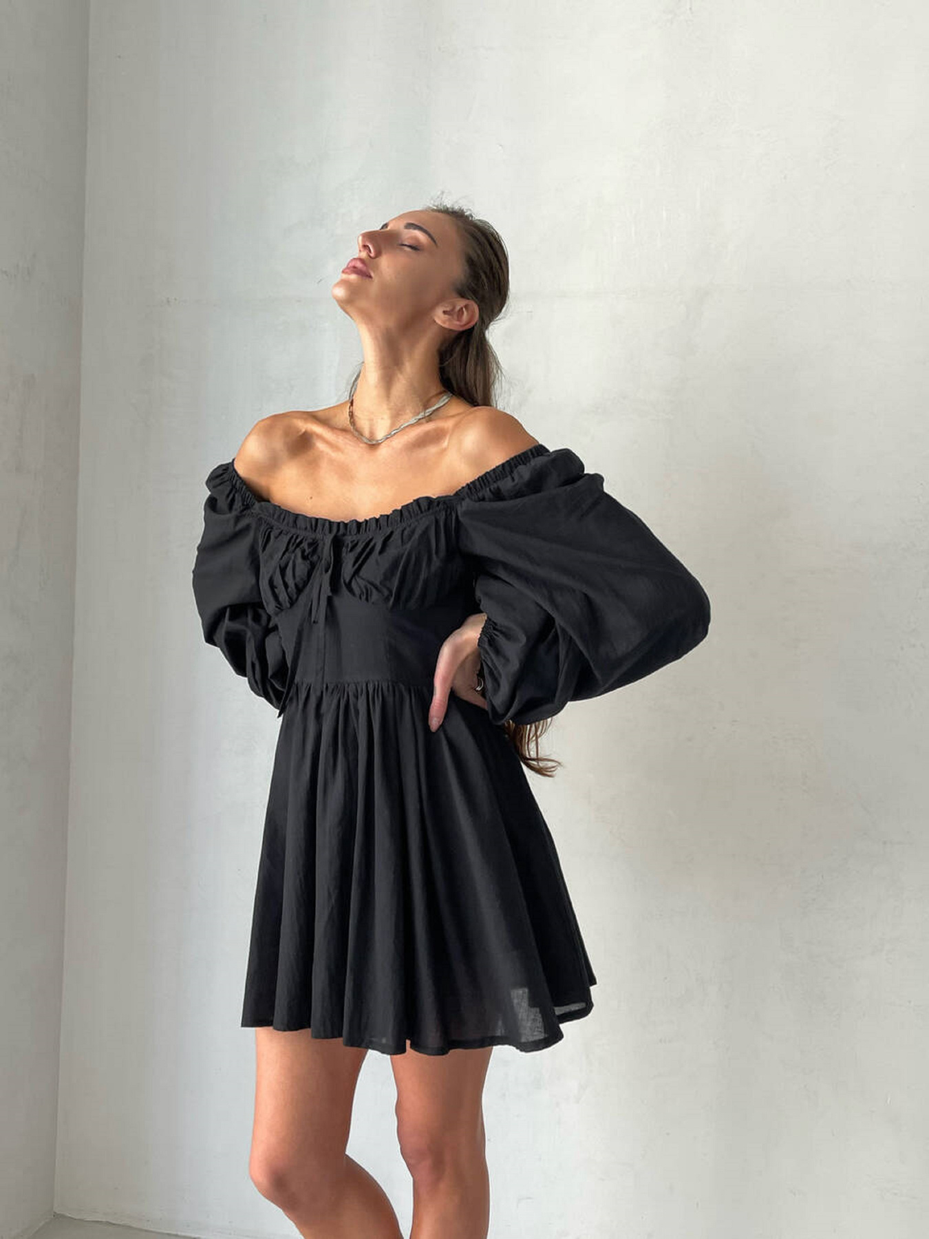 Платье мини Milirud модель mil502-chornij Фото