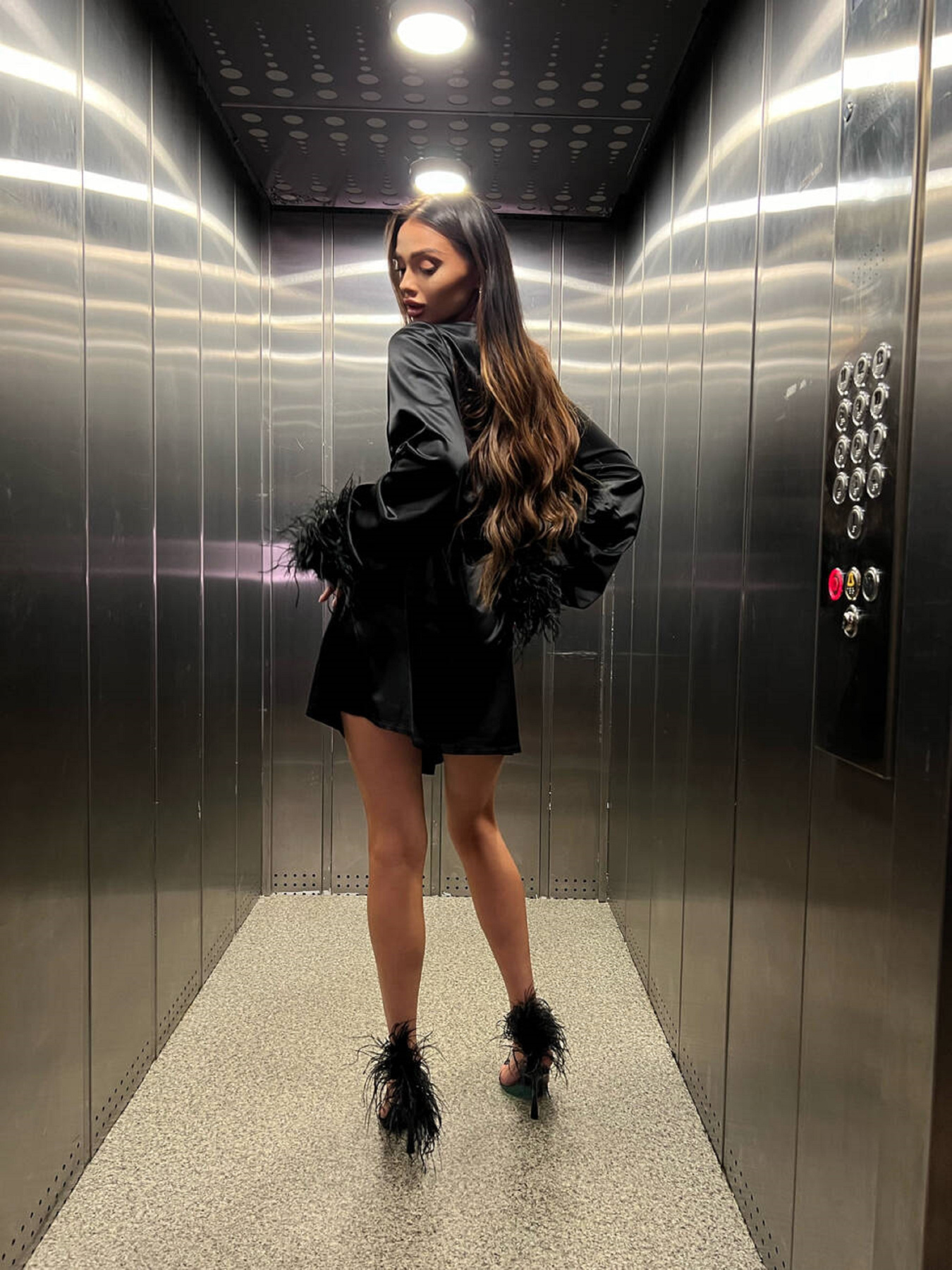 Платье мини Milirud модель mil538-chornij Фото