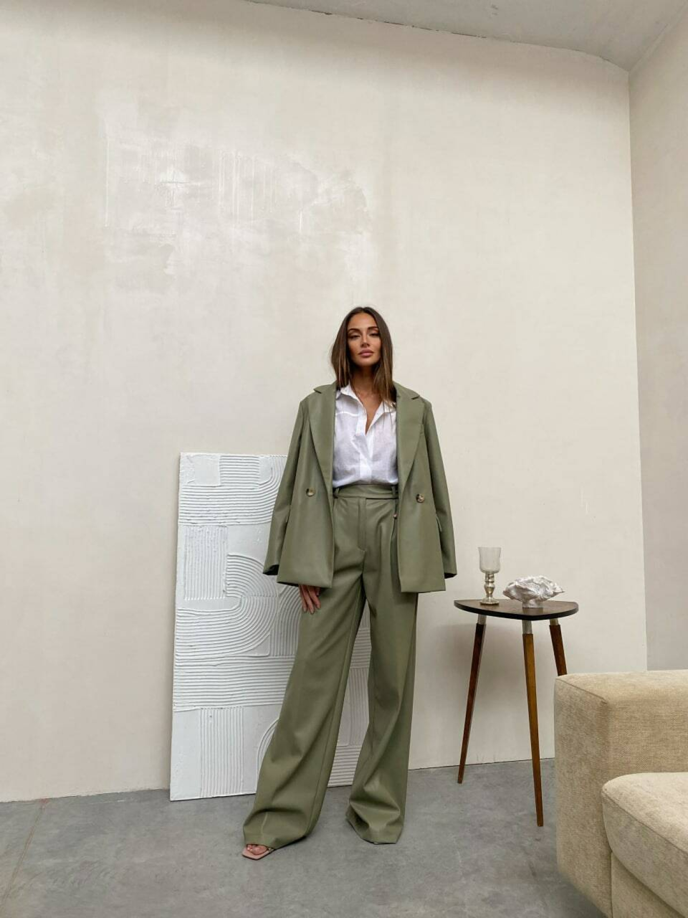 Деловой костюм Milirud модель mil484-olivkovij Деловой костюм Milirud модель mil484-olivkovij Фото