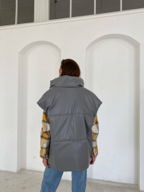 Жилет с утеплителем Milirud модель mil367-srij Фото