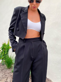 Повседневный костюм Milirud (кроп-жакет + брюки палаццо) модель mil458-chornij Фото