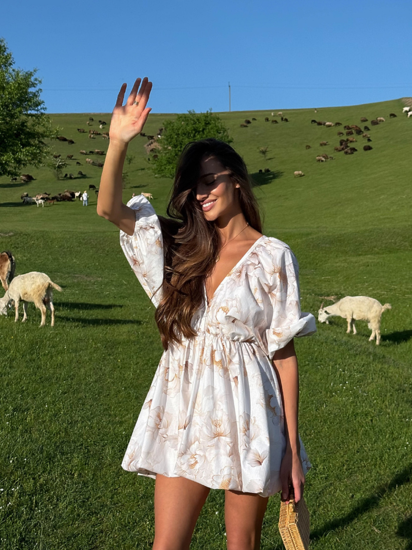 Платье мини Milirud модель mil551-bezhevij Фото