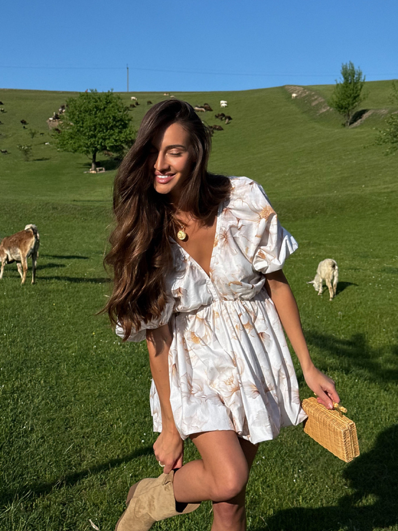 Платье мини Milirud модель mil551-bezhevij Фото