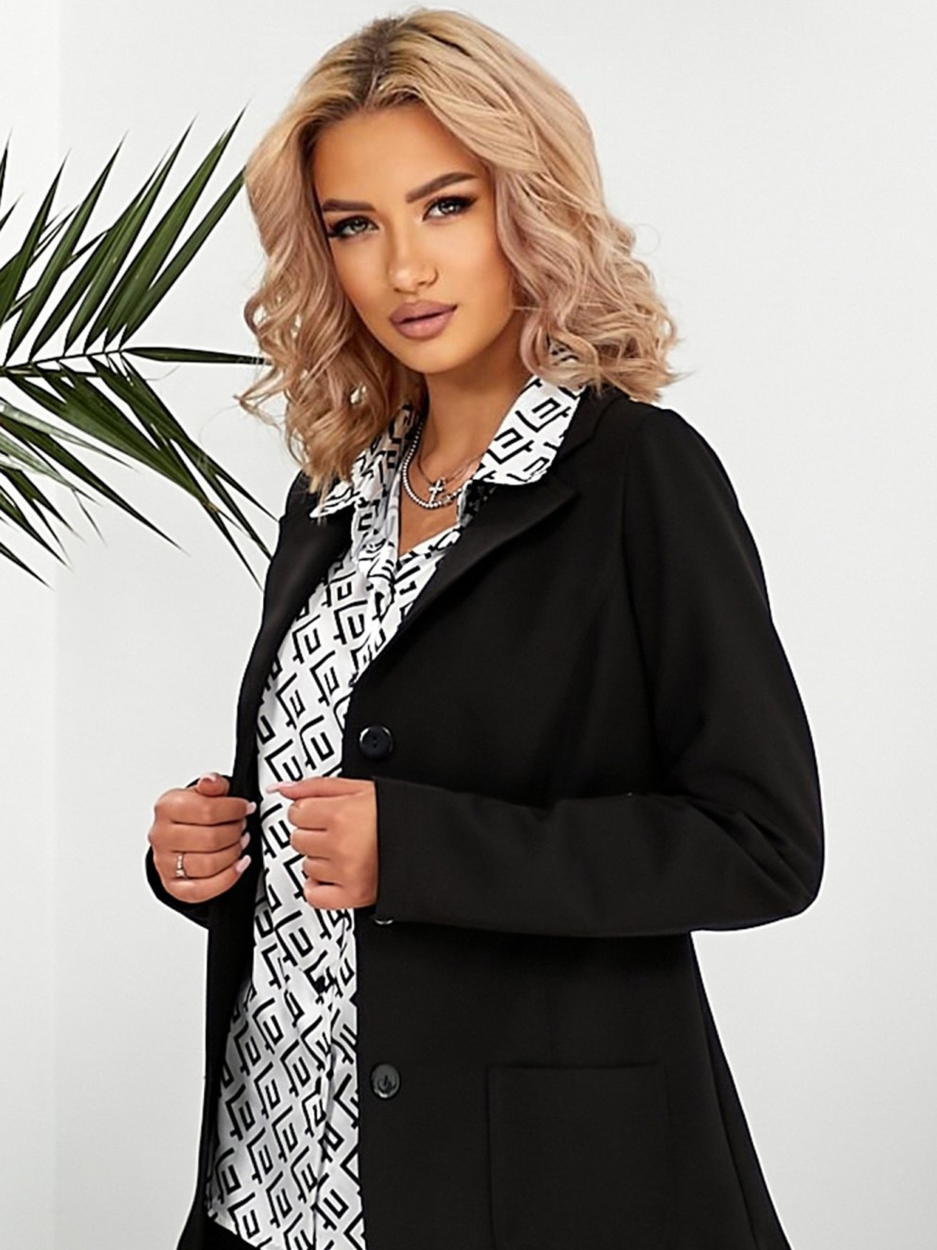 Блейзер LadyLike модель ll08020090-chornij Фото