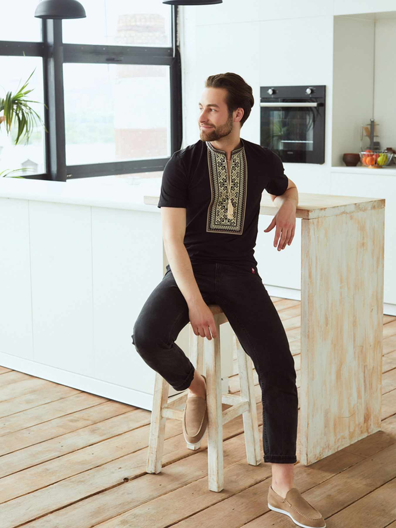 Вишита сорочка Folk Moda модель fm2823-chornij Фото