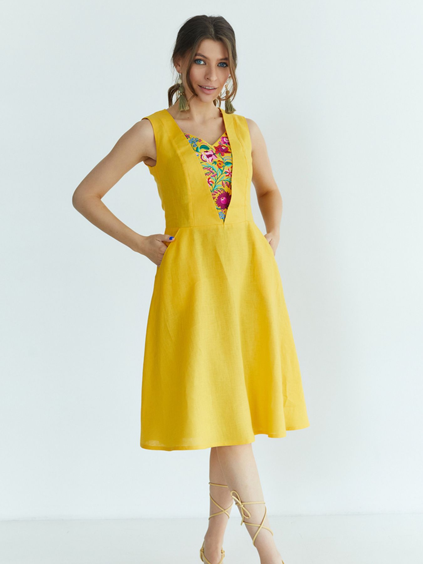 Вышитое платье Folk Moda модель fm2721-zhovtij Фото