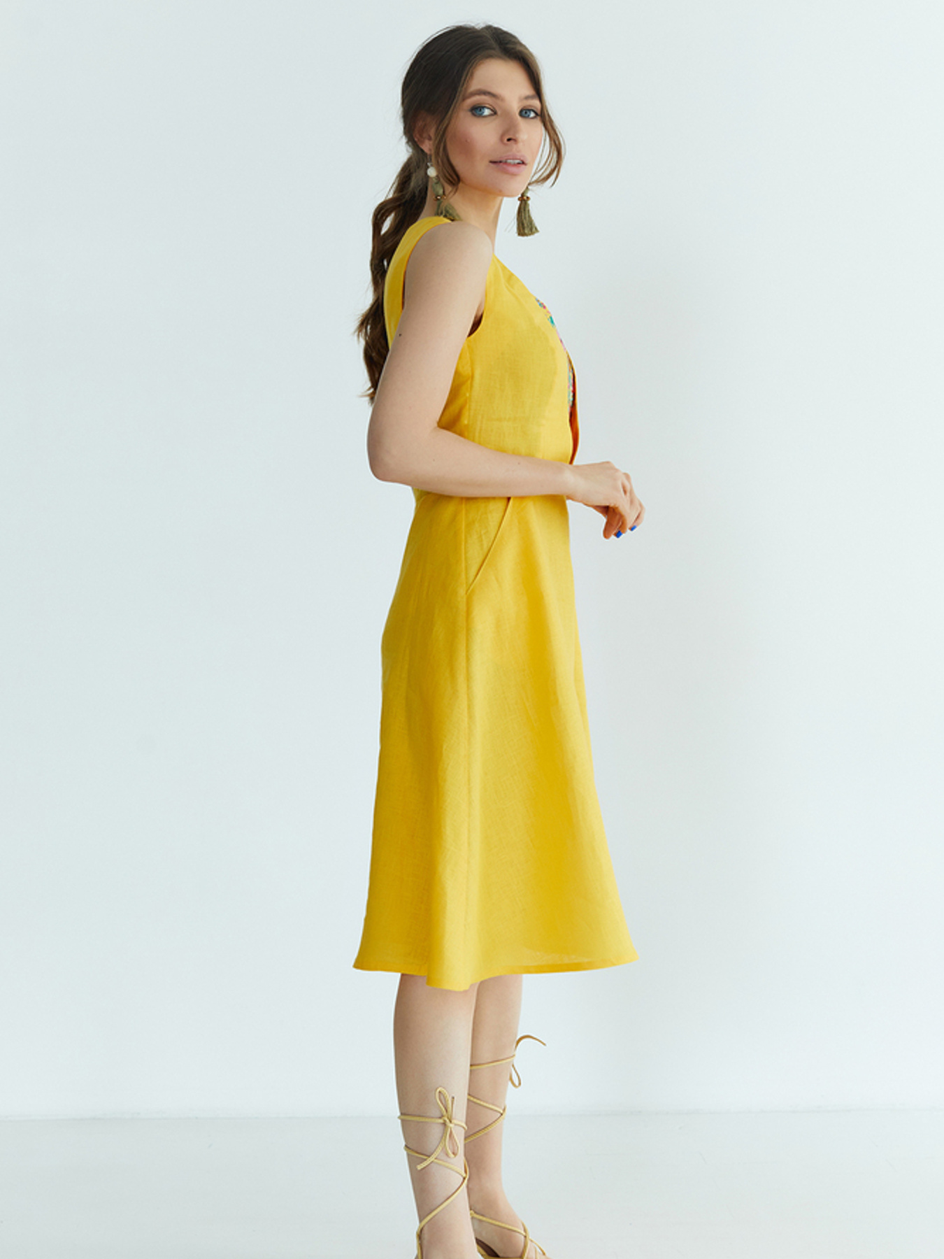 Вышитое платье Folk Moda модель fm2721-zhovtij Фото