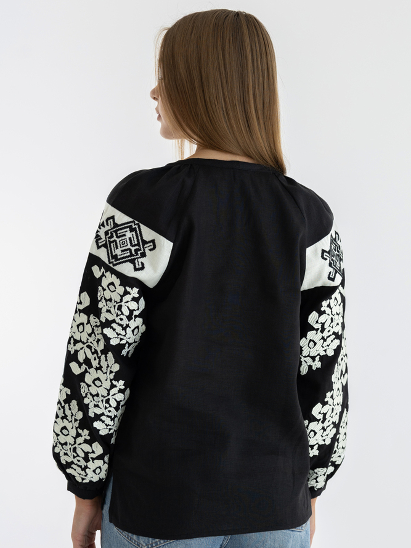 Вышитая рубашка Folk Moda модель fm2140-chornij Фото