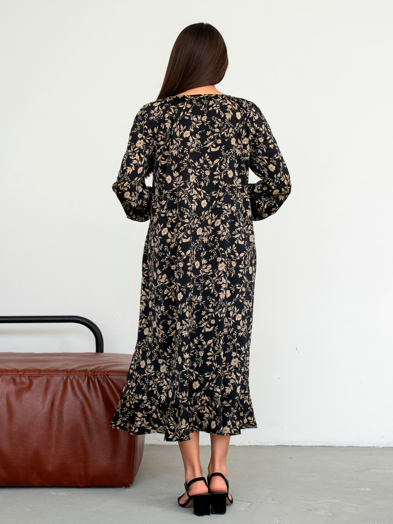 Платье миди RiMari модель 0725-chornij-z-bezhevim Фото