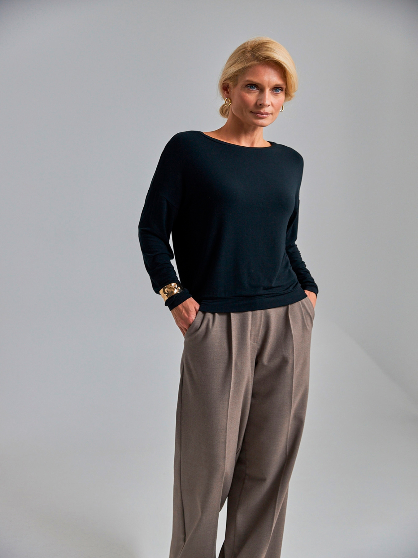 Джемпер TrikoBakh модель 3082-chornij Фото